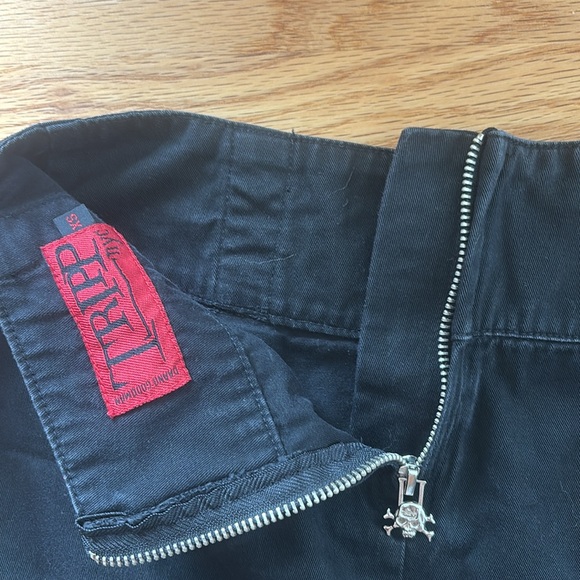 Tripp NYC Black Skirt - Picture 5 of 9